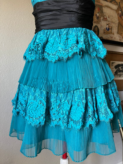 BNWT Vintage Betsey Johnson Cupcake Lace Ruffle Dress in Blue with Black Bow - US 8