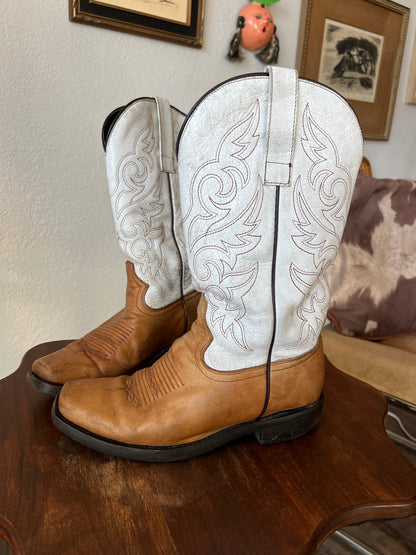 Masterson Woman’s Brown and White Leather Cowgirl Western Boots Square Toe - US 8