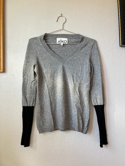 ATKO Cashmere Wool Sweater Grey V-Neck with Black Sleeves - XS