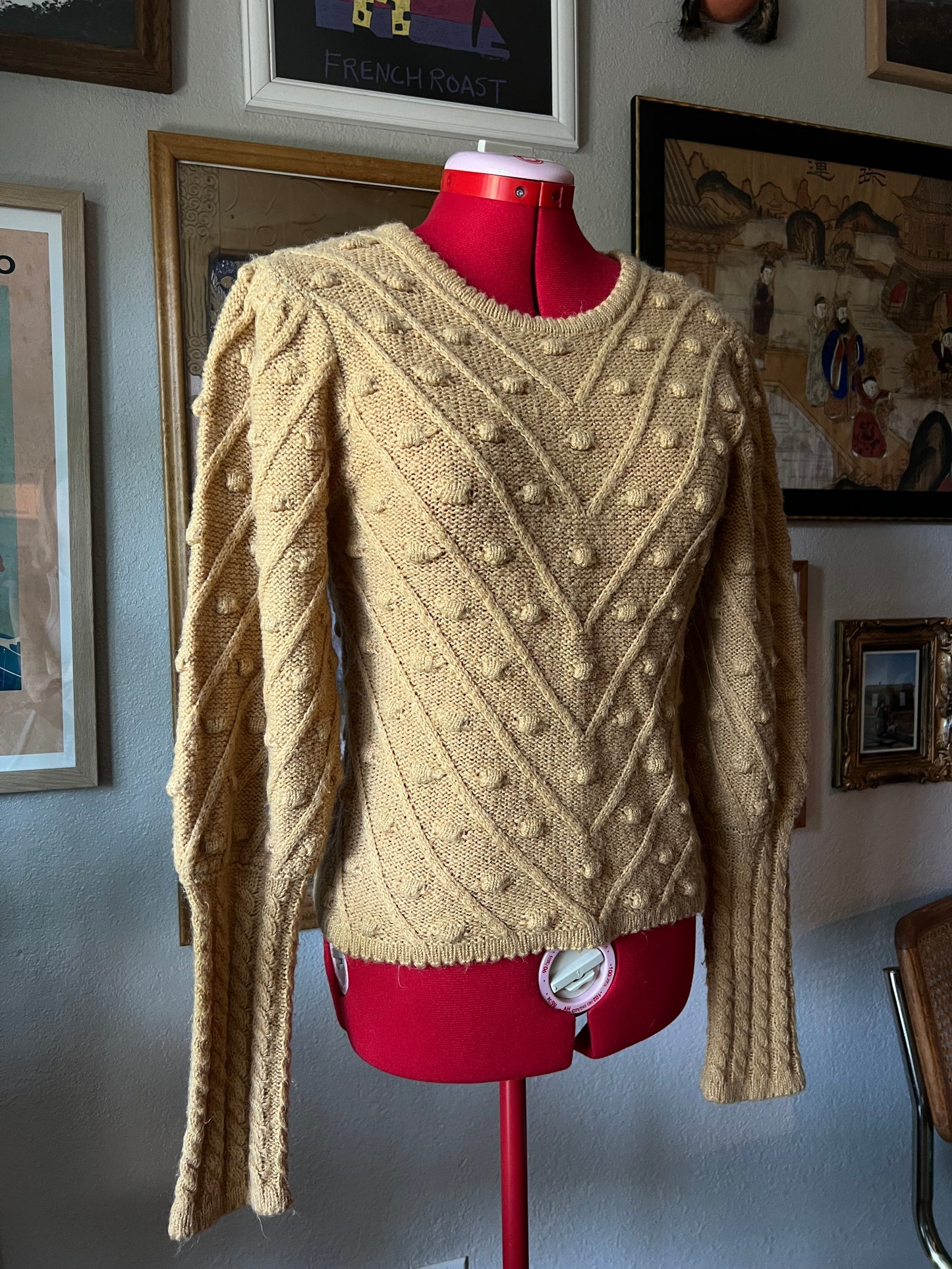 Knitted Sweater with Puffy Sleeves - S/M