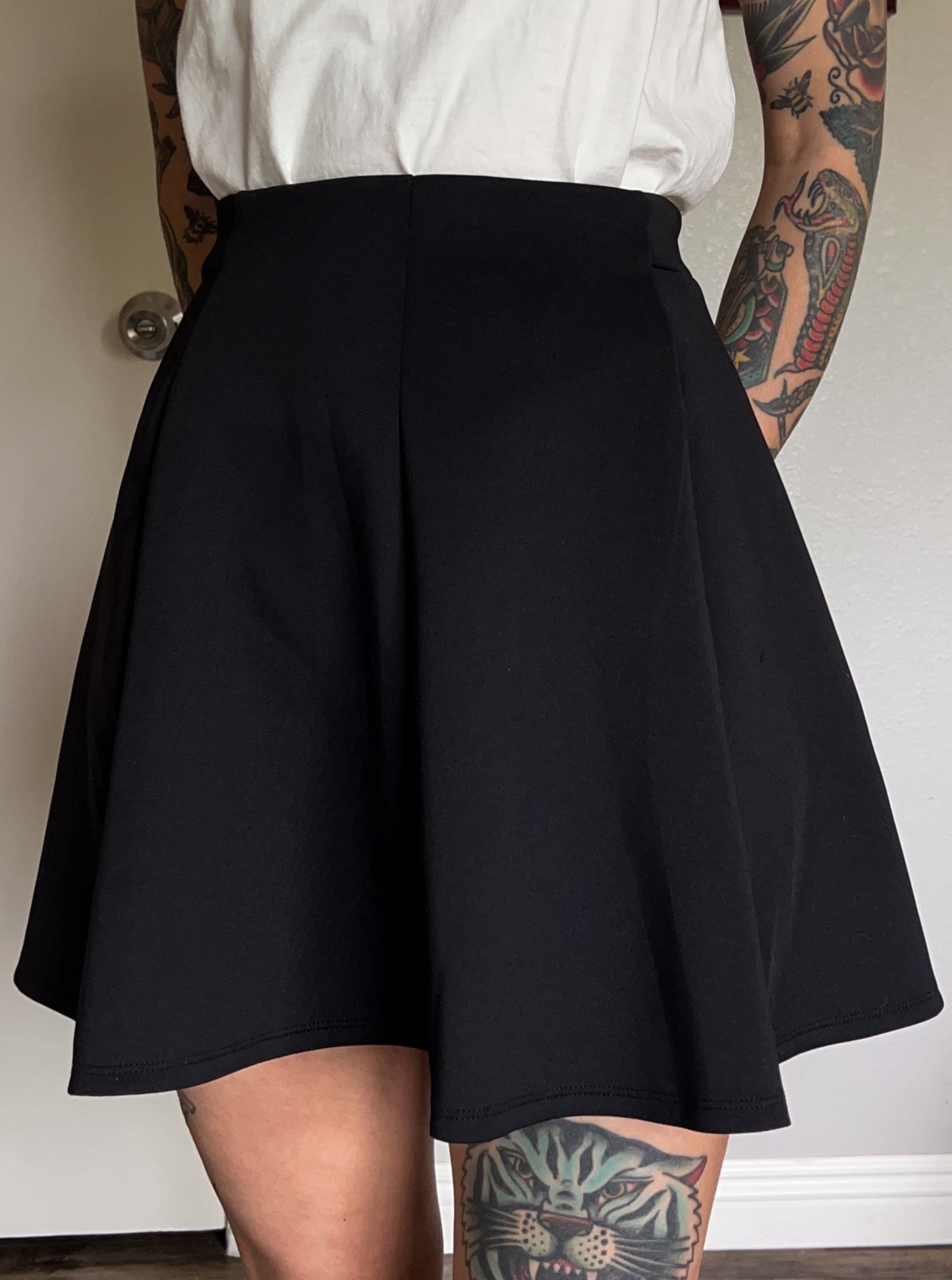 Highwaisted Black Skirt - Small