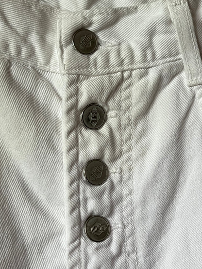 90s Vintage White High Waisted Button Flap Shorts - 26"