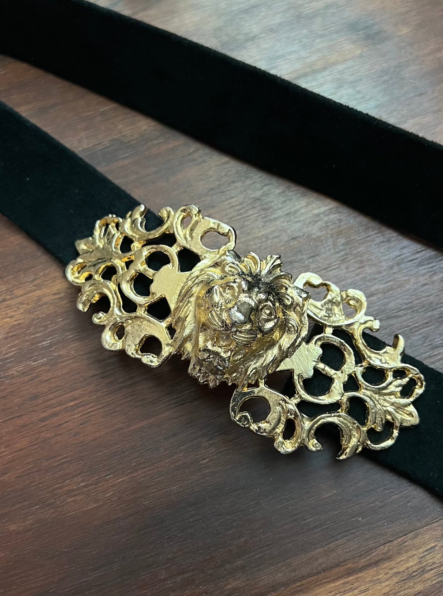 Vintage Gold Lion Head Soft Belt - S/M