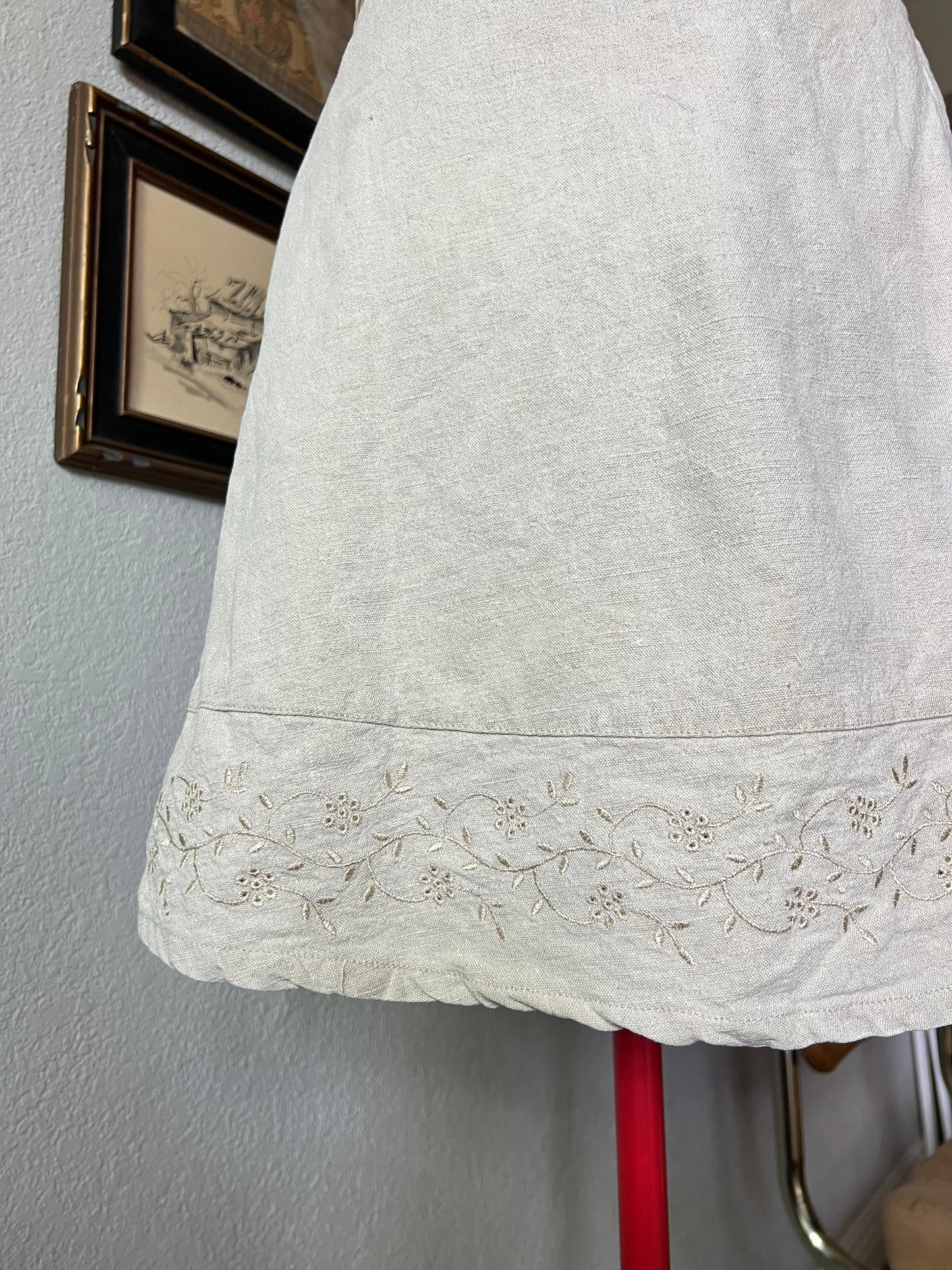 90s Cherokee Beige Linen Skirt Skort Shorts with Flower Embroidery - 28"